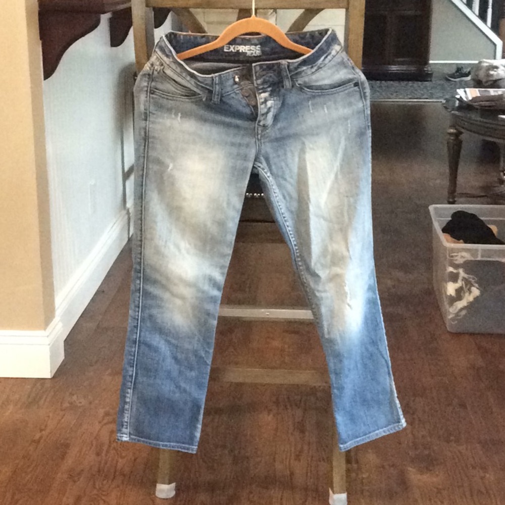 Express destressed jeans